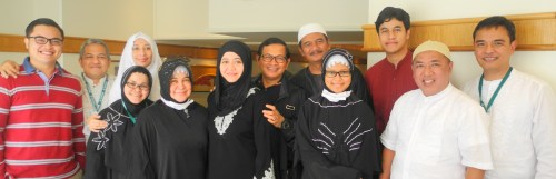 Keluarga Besar Kakung Prayit di Makkah (By De Wow)