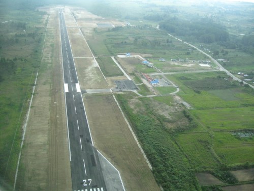 Bandara Silangit Runway 2250 m x 30 m